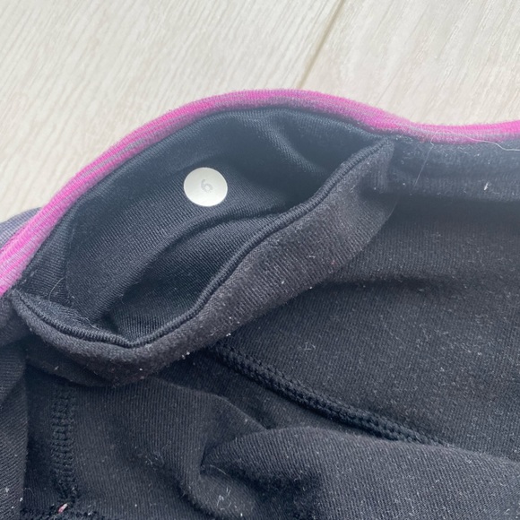 Lululemon High Rise Short - Picture 3 of 3